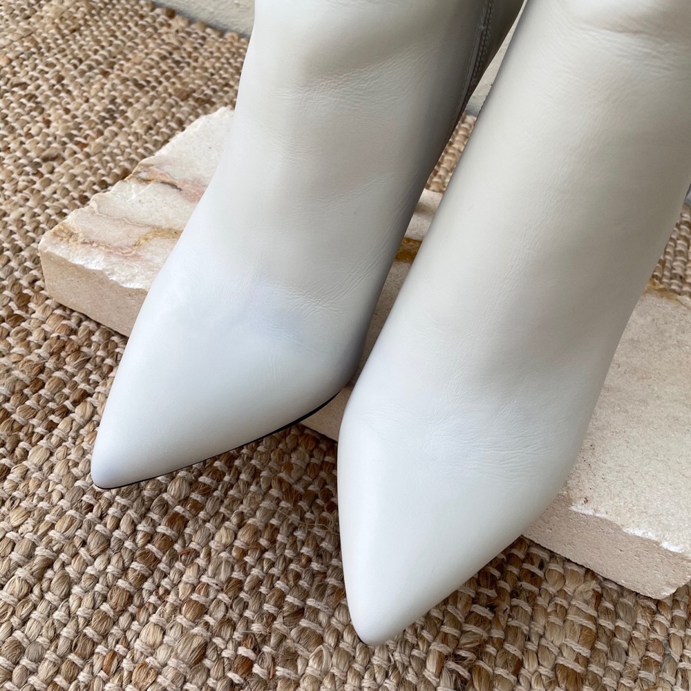 KENNETH COLE Riley 110 Western Booties White - Picture 4 of 15